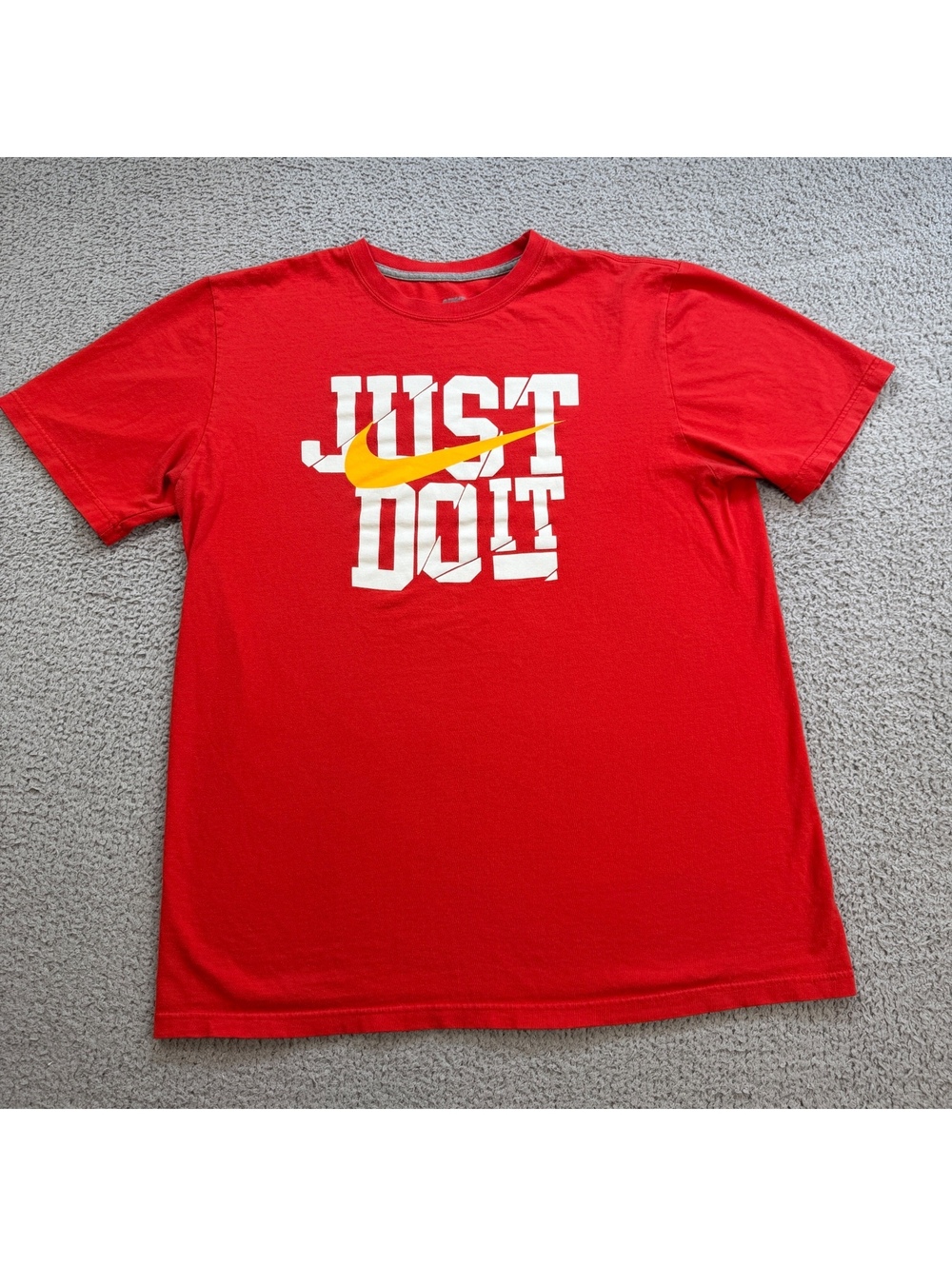 Nike Just Do It Graphic T Shirt Men’s Large Red Orange Swoosh Cotton Tee